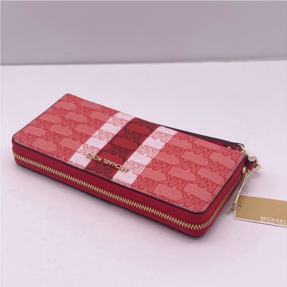 Michael Kors Large Continental Wallet
Wristlet Dark Sangria